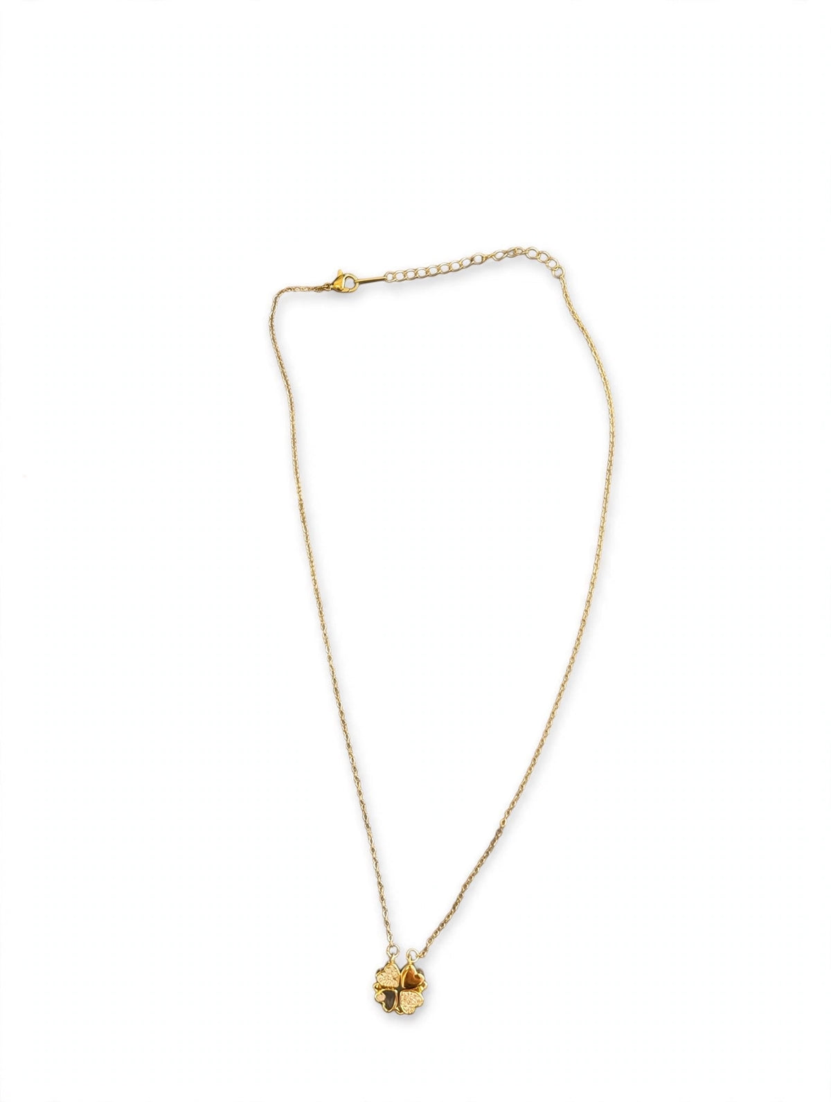 Goudkleurige ketting met klavertjevierhanger
