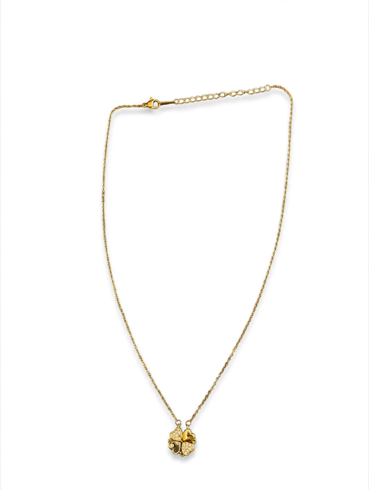 Goudkleurige ketting met klavertjevierhanger