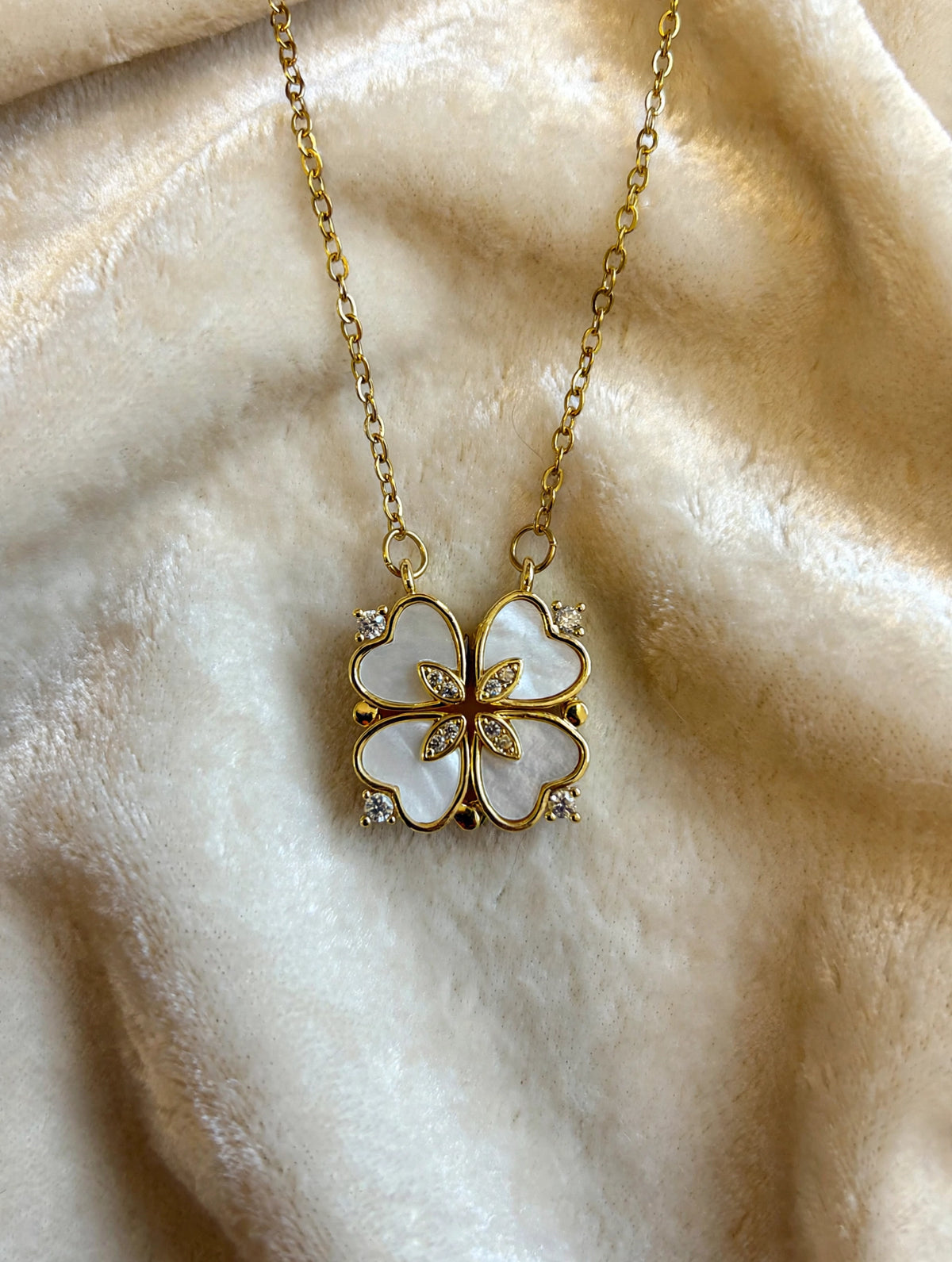 Parelmoer Klavertje Vier Ketting – 2-in-1